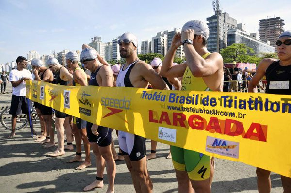 A largada aconteceu na manhã do último domingo (23/09) em Santos (SP) (foto: Bruna Calegari/Jump)