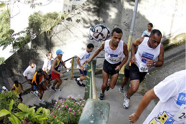 Cerca de 1.500 atletas irão participar da Embratel Rio Up Run (foto: Embratel Rio Up Run/ Divulgação)