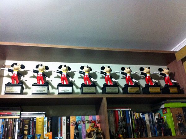 Adriano Bastos teve dois de seus sete troféus furtados (foto: Arquivo pessoal)