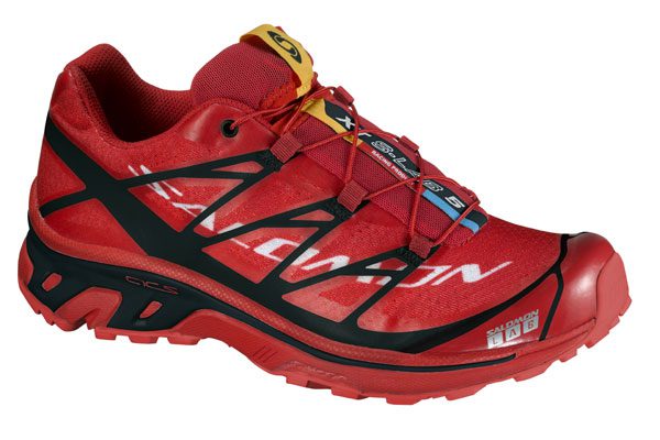 Novo XT S-Lab Racing é mais estreito e leve que o modelo anterior (foto: Divulgação/ Salomon)