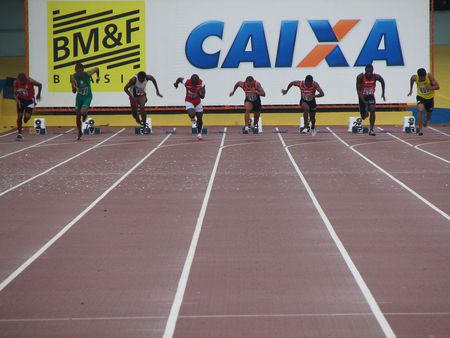 Largada dos 100m do ano passado (foto: Alexandre Koda / www.webrun.com.br)