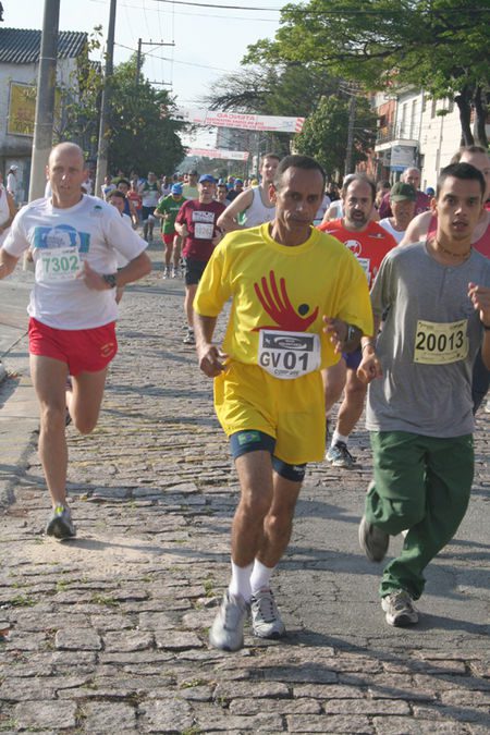 A prova acontece nas ruas da Chácara Santo Antônio (foto: Ronaldo Jor/ www.webrun.com.br)