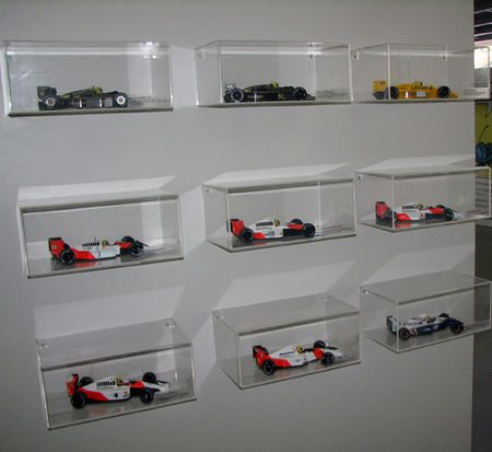 Réplicas dos carros usados por Senna na Fórmula 1 (foto: Alexandre Koda/ www.webrun.com.br)