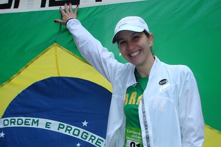 A brasileira Alessandra após corrida (foto: Donata Lustosa/ www.webrun.com.br)
