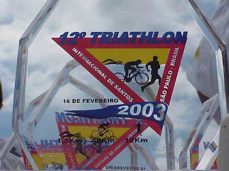 Troféu dado aos vencedores (foto: Harry Thomas Jr Arquivo WebRun)