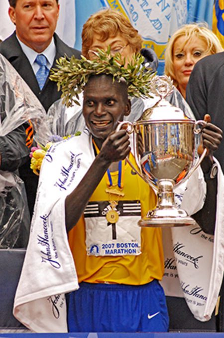 Cheruiyot vai defender título (foto: Divulgação Fay Foto)