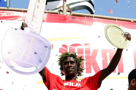 Primeiro colocado o queniano Joseph (foto: Guilherme Dionízio/ FMA Notícias)