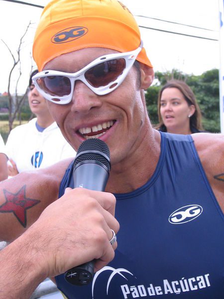 Adriano Bastos venceu a prova de abertura em SP (foto: Alexandre Koda/ www.webrun.com.br)