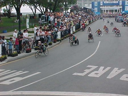Cadeirantes que praticam atletismo farão demonstrações no Dia Internacional Paraolímpico (foto: Harry Thomas Jr Arquivo WebRun)