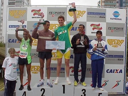 Pódio masculino capitaneado por Rodolfo Hass (foto: Harry Thomas Jr Arquivo WebRun)