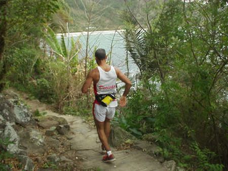 Trecho do Costão da Lagoinha do Leste (foto: Divulgação)