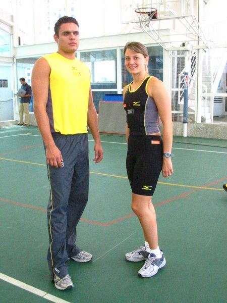 Professores com o novo uniforme (foto: Donata Lustosa/ WebRun)