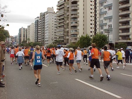 Largada e chegada acontecem na Av. Beira Mar (foto: Harry Thomas Jr Arquivo WebRun)