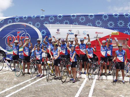 Atletas participantes antes da largada do desafio Extra Distance (foto: Antero Coelho)