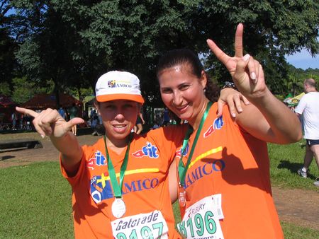 As amigas Vânia e Viviane (foto: Donata Lustosa/ WebRun)