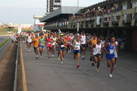 Largada da prova (foto: Gera Lobo)