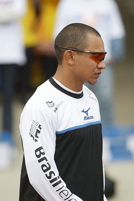 Lenílson segue no atletismo (foto: Divulgação)