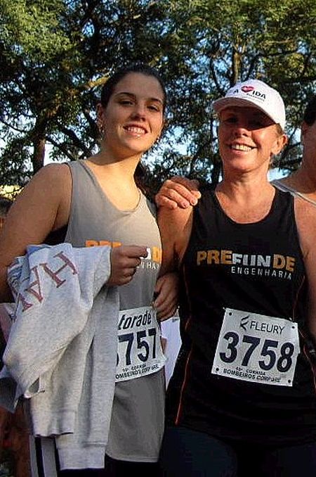 Hoje mãe e filha correm juntas (foto: Arquivo pessoal)