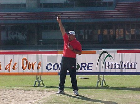 Arbitros em provas de atletismo tem varias funções (foto: Harry Thomas Jr Arquivo WebRun)