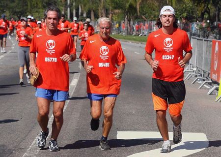Três gerações da família Puccioni correram a prova (foto: Divulgação/ ZDL)