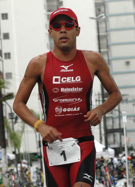 Santiago está recuperado e disputará a prova de domingo (foto: Luiz Pires/ Foto Jump)