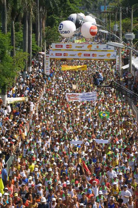 Mais de 6 mil corredores participaram da competição esse ano (foto: Rodrigo Dai)