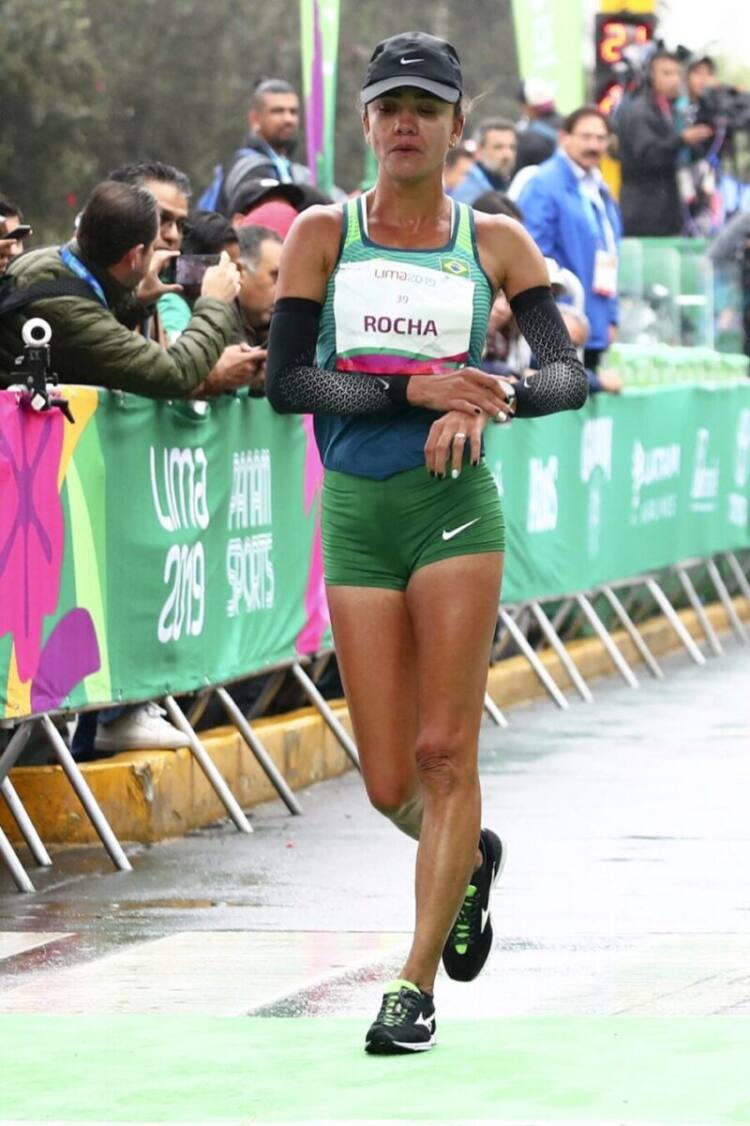 Caio Bonfim e Erica Sena conquistam as primeiras medalhas brasileiras do atletismo no Pan