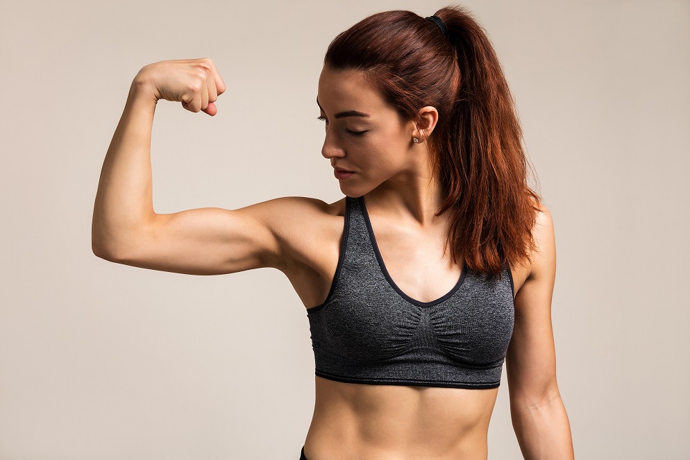 8 exercícios para fortalecer os bíceps de uma vez por todas - Webrun