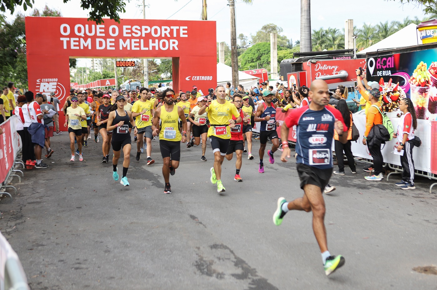 Última etapa da Centauro Reveza adidas reúne 2 mil corredores em Belo Horizonte