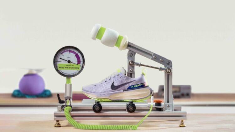 NIKE INVINCIBLE 3 TRAZ AINDA MAIS AMORTECIMENTO PARA TODOS OS QUILÔMETROS DA CORRIDA