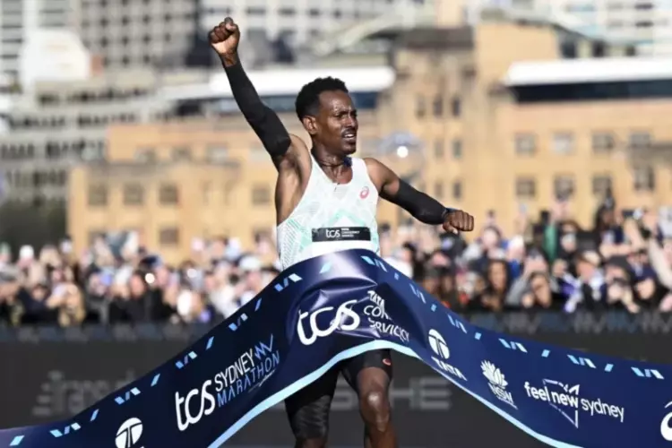 Com dupla quebra de recorde da prova, Kiros Kebedew e Sifan Hassan vencem Maratona de Sydney